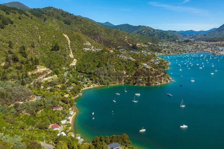 Photo of property in 124 Port Underwood Road, Waikawa, Picton, 7281