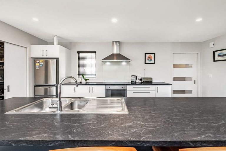 Photo of property in 56 Lewis Crescent, Rolleston, 7614