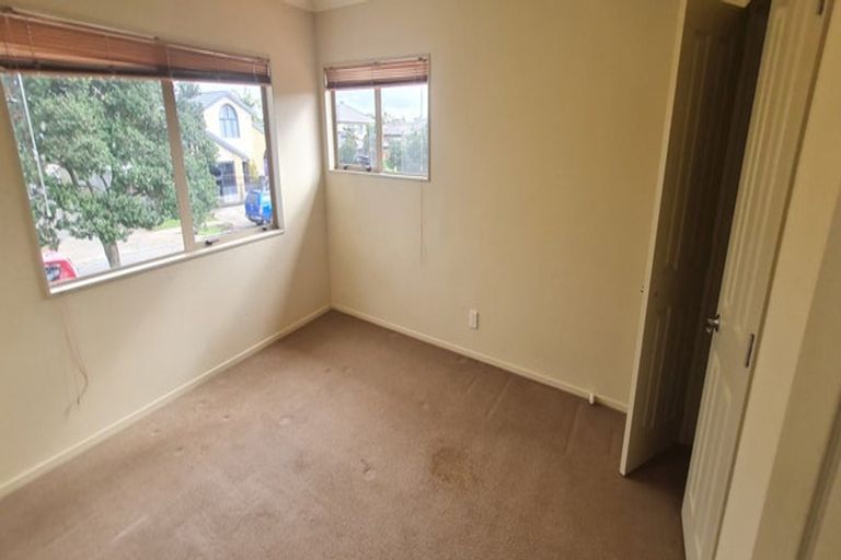 Photo of property in 42 Peninsula Road, Mangere, Auckland, 2022