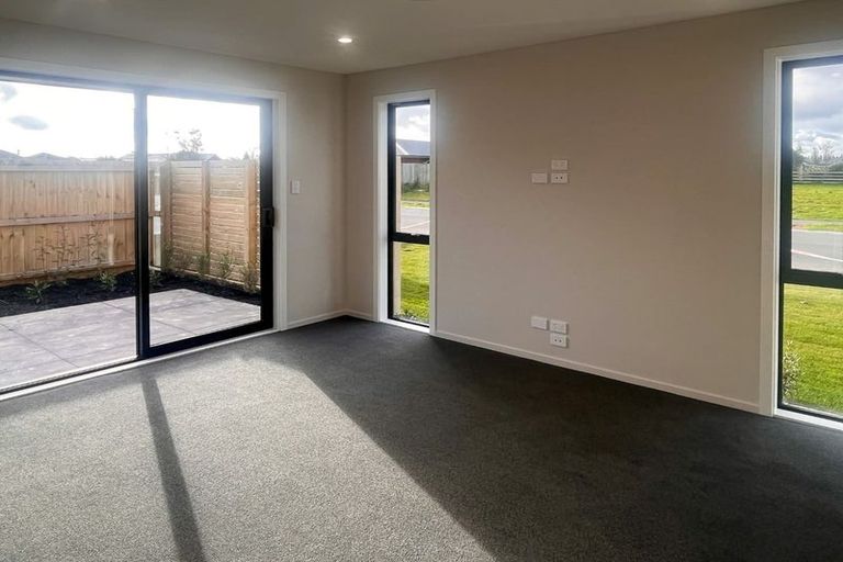 Photo of property in 35 Russell Lilley Drive, Rolleston, 7614