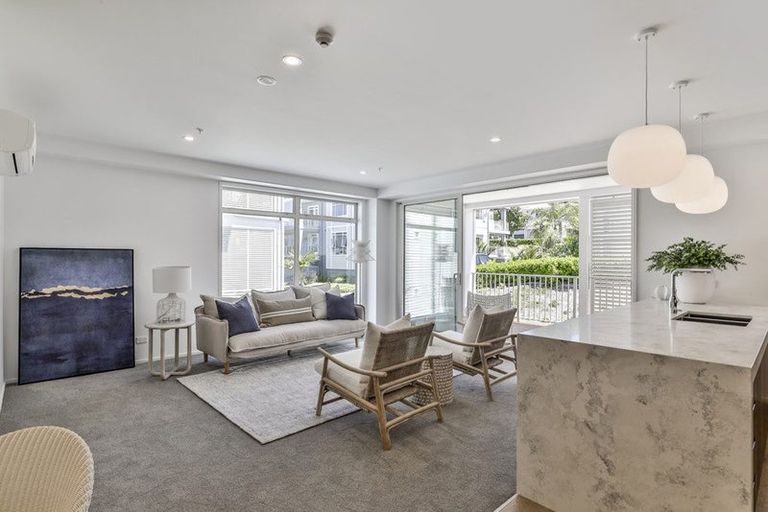 Photo of property in 169 Hibiscus Drive, Orewa, 0931