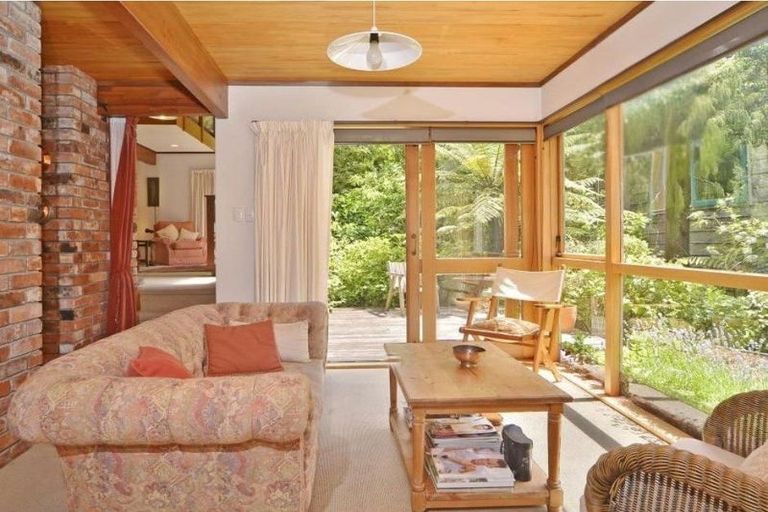 Photo of property in 130 Atawhai Road, Fitzherbert, Palmerston North, 4410