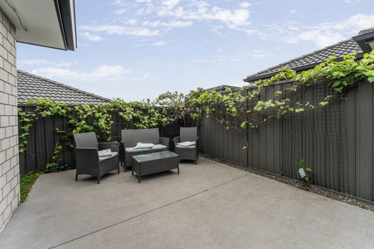 Photo of property in 8 Wai Huri Place, Omokoroa, 3114