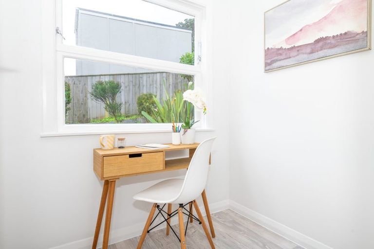 Photo of property in 2 Ironside Road, Johnsonville, Wellington, 6037