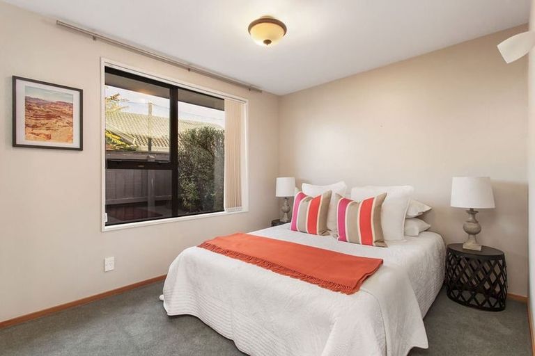 Photo of property in 1/8 Tuscany Place, Beckenham, Christchurch, 8023