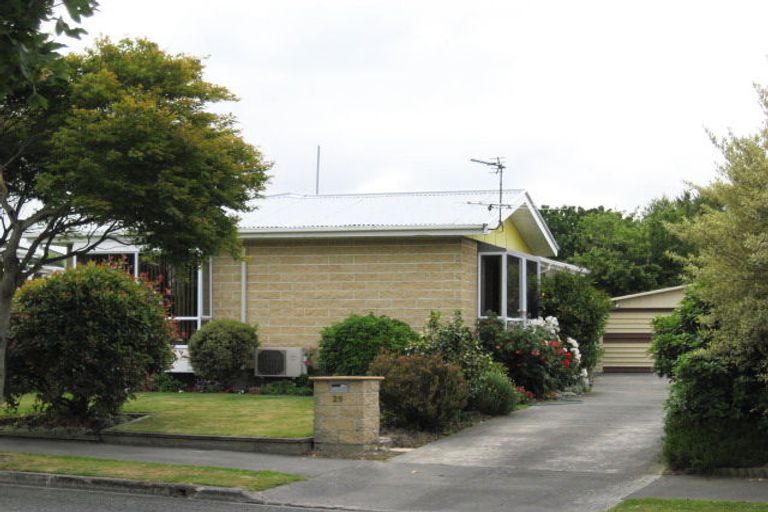 Photo of property in 29 Yardley Street, Avonhead, Christchurch, 8042