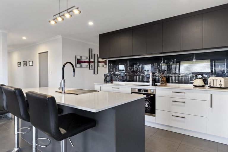 Photo of property in 10 Awanui Avenue, Te Kauwhata, 3710