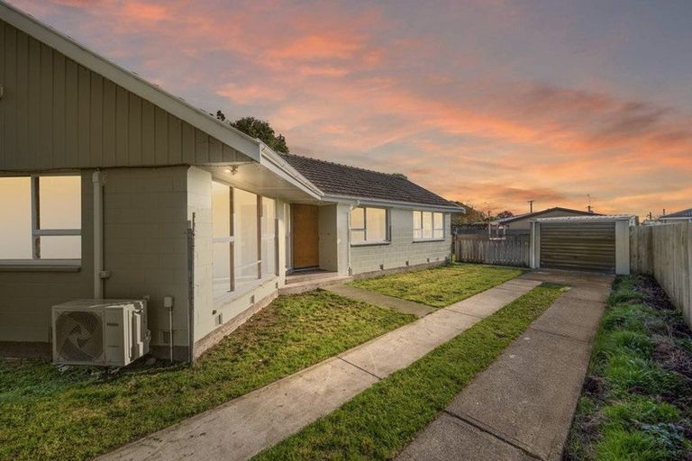 Photo of property in 25 Shetland Street, Woolston, Christchurch, 8062