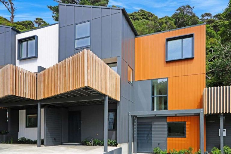 Photo of property in 4 Rato Rise, Waiwhetu, Lower Hutt, 5010