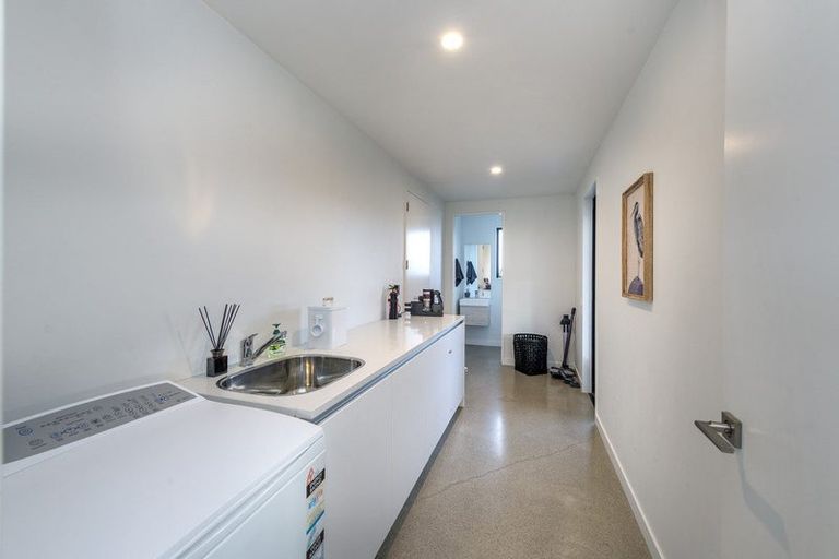 Photo of property in 112 Rob Roy Lane, Wanaka, 9305