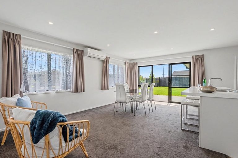 Photo of property in 39 Northmoor Boulevard, Rolleston, 7615