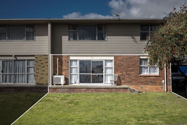 Photo of property in 4/41 Kawaka Street, Mount Maunganui, 3116