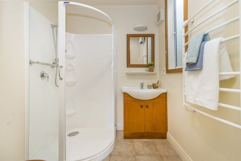 Photo of property in 27 Boundary Road, Kelburn, Wellington, 6012