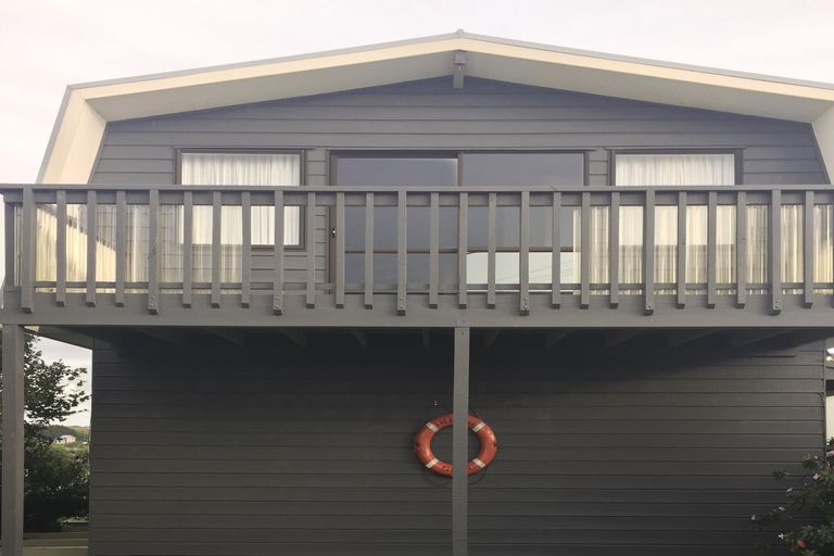 Photo of property in 19 Bay View Road, Raglan, 3225