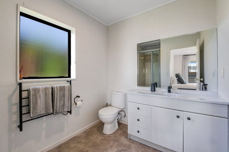 Photo of property in 47 Shuttleworth Place, Manly, Whangaparaoa, 0930