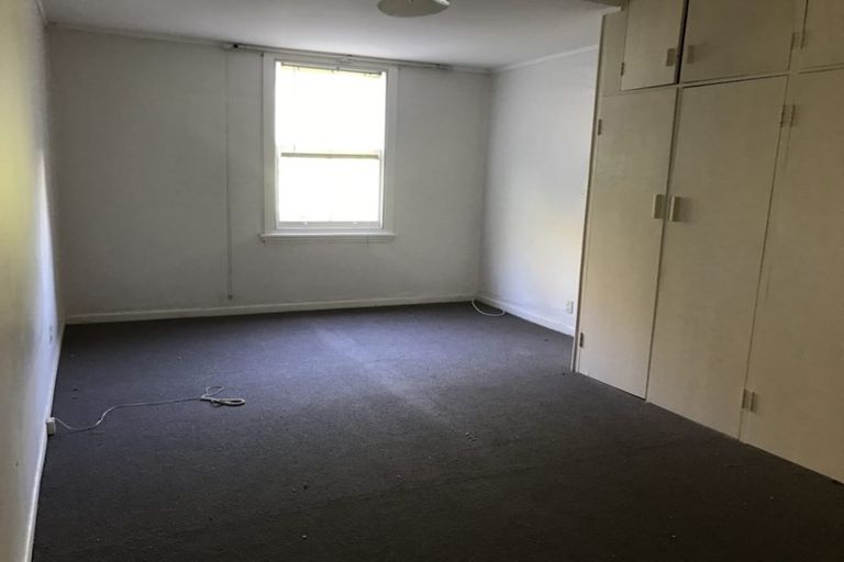 Photo of property in 17 Epsom Avenue, Epsom, Auckland, 1023