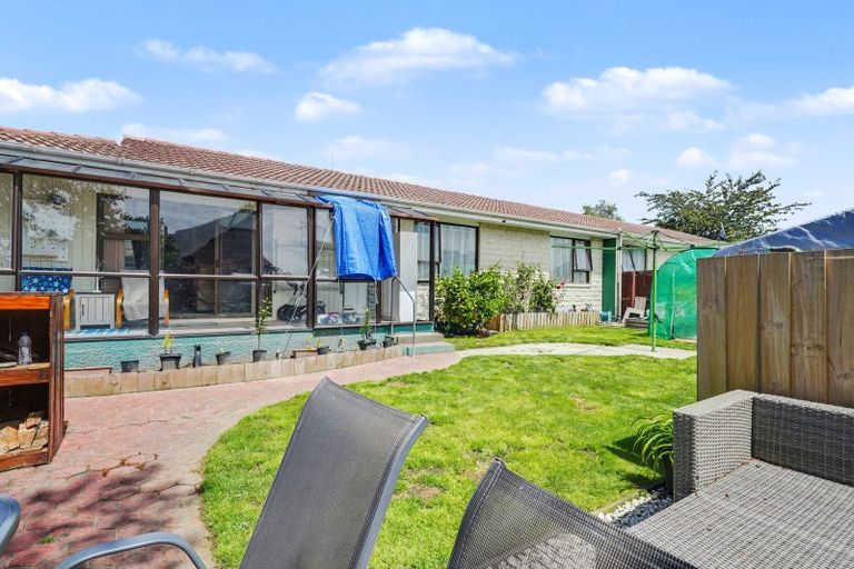 Photo of property in 1/119a Prestons Road, Redwood, Christchurch, 8051