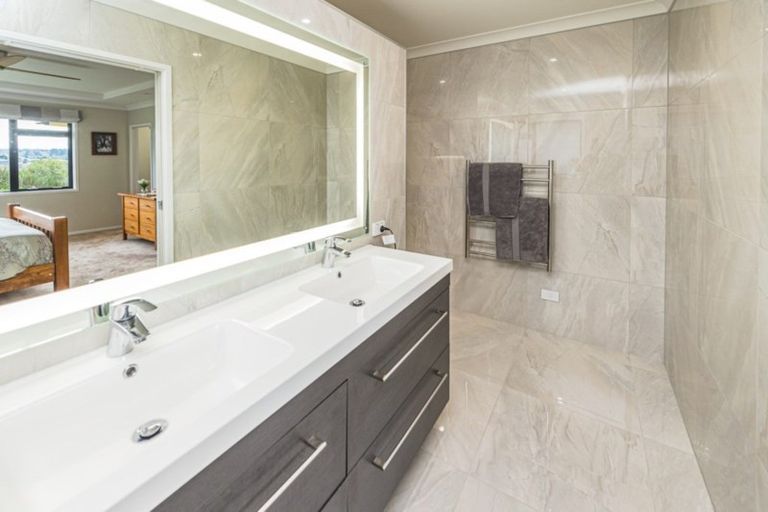 Photo of property in 7 Attrill Place, Tawhero, Whanganui, 4501