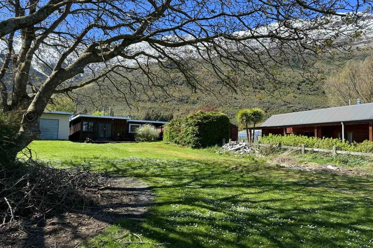 Photo of property in 5086 Makarora-lake Hawea Road, Makarora, Wanaka, 9382