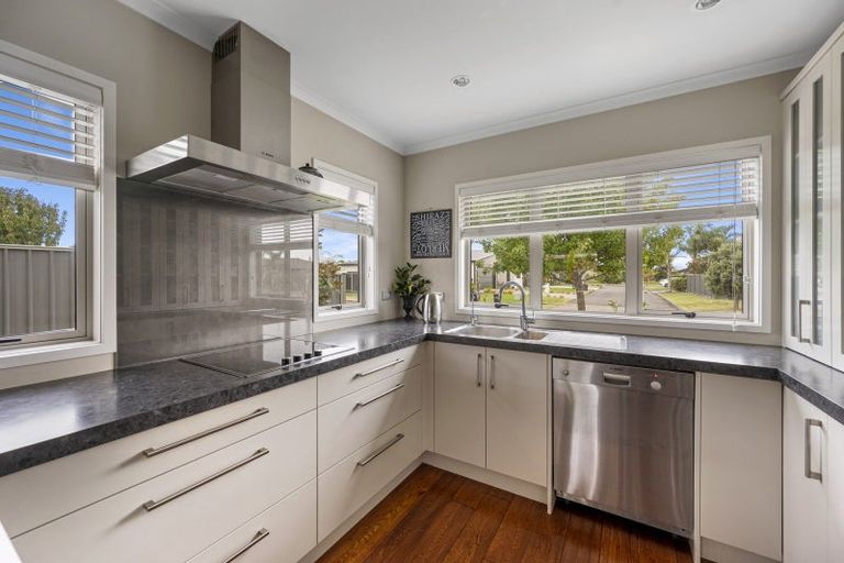 Photo of property in 98 Squire Drive, Awatoto, Napier, 4110