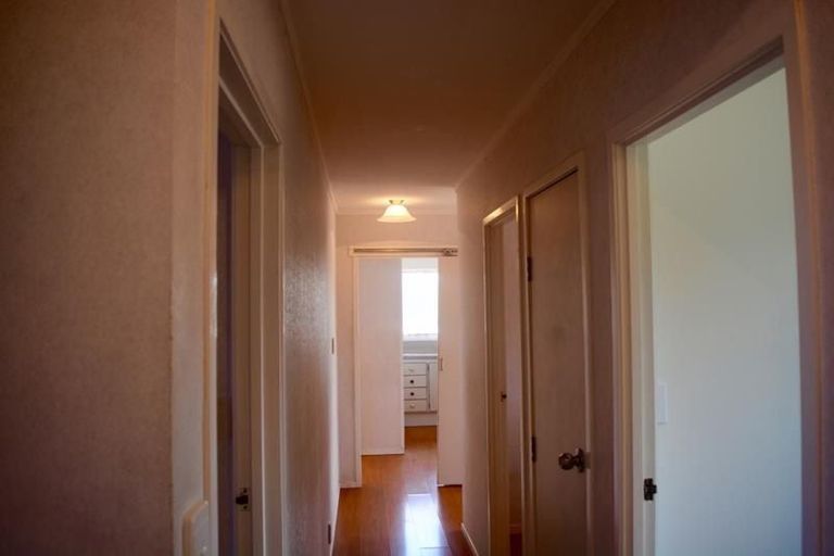 Photo of property in 1/88 Velma Road, Hillcrest, Auckland, 0627