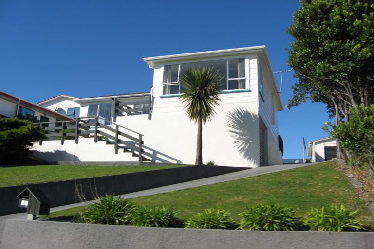 Photo of property in 19 Domain Terrace, Karoro, Greymouth, 7805