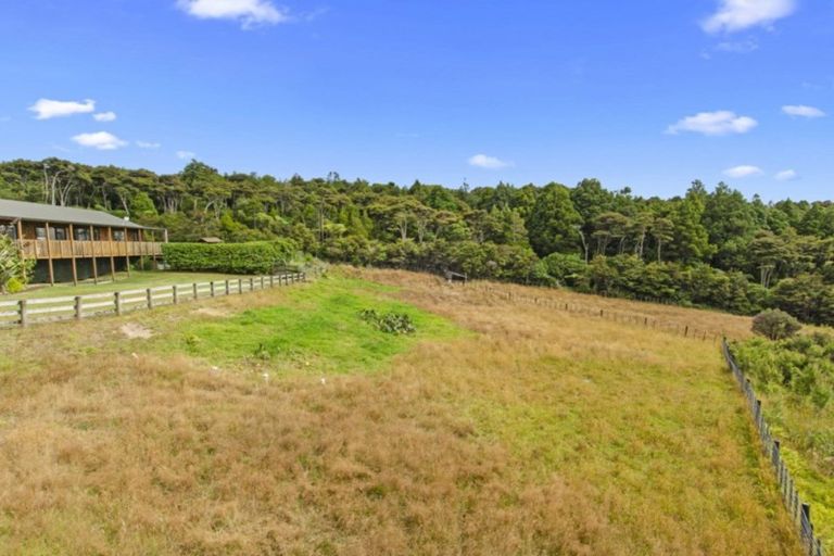 Photo of property in 181 Govan Wilson Road, Whangaripo, Warkworth, 0985