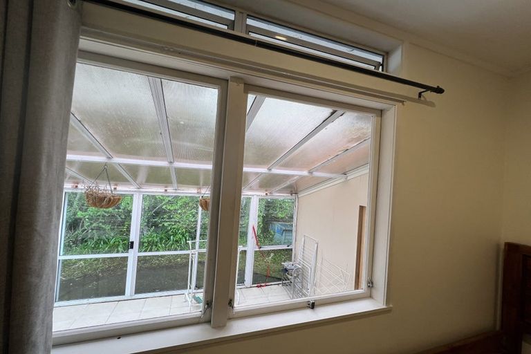 Photo of property in 56 Universal Drive, Henderson, Auckland, 0610