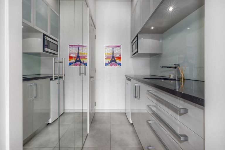 Photo of property in 75b Paremata Haywards Road, Pauatahanui, Porirua, 5381