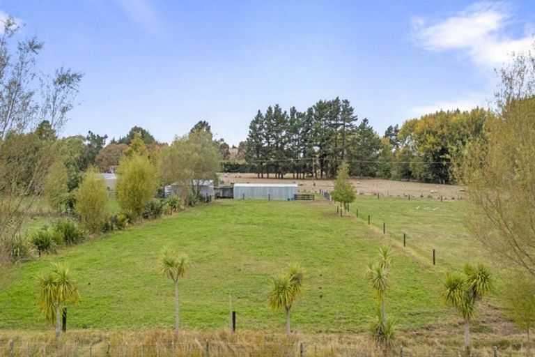 Photo of property in 21 Raumai Road, Bulls, 4894