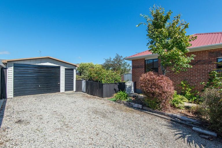 Photo of property in 17 Mure Street, Mosgiel, 9024