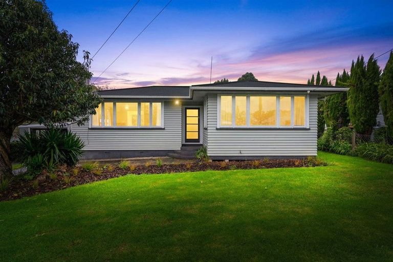 Photo of property in 9 Tuatara Drive, Te Kamo, Whangarei, 0112