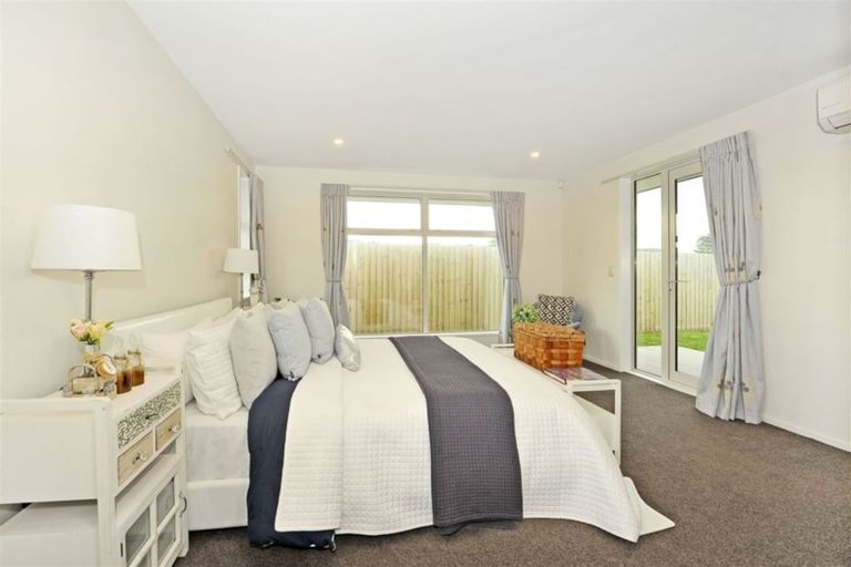 Photo of property in 15 Pistacia Place, Hornby, Christchurch, 8025
