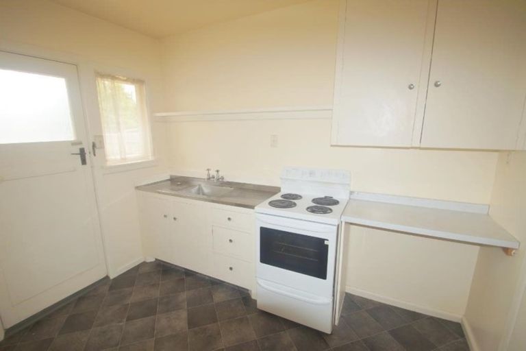 Photo of property in 135a Totara Street, Riccarton, Christchurch, 8041