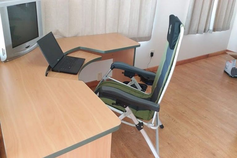 Photo of property in 122 Pah Road, Cockle Bay, Auckland, 2014