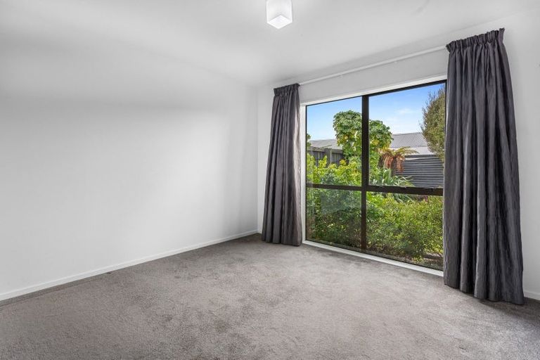 Photo of property in 2/88 Barbour Street, Waltham, Christchurch, 8011