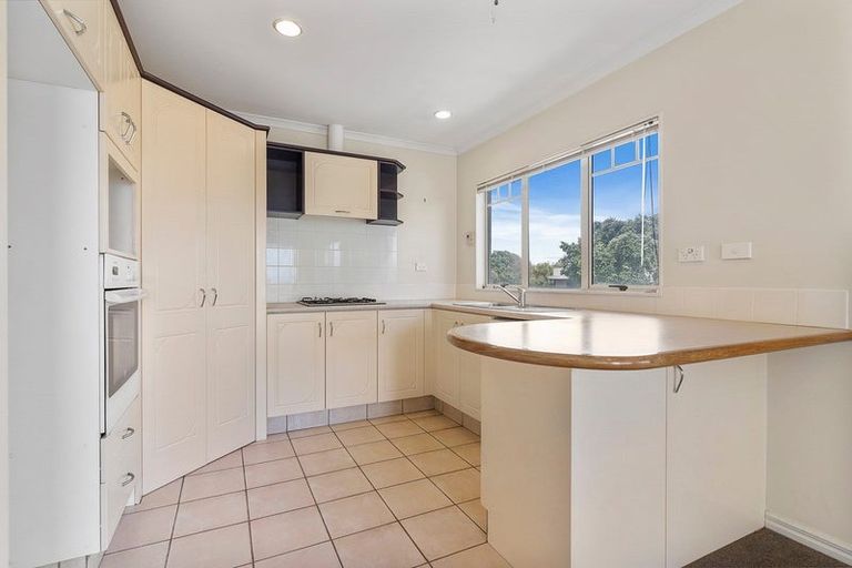 Photo of property in 6a Sunbrae Grove, Mount Maunganui, 3116