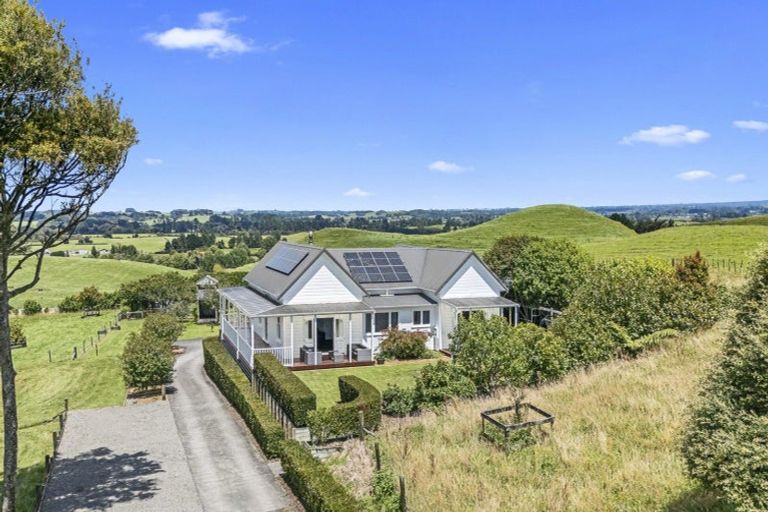 Photo of property in 79 Lincoln Road East, Everett Park, Inglewood, 4389