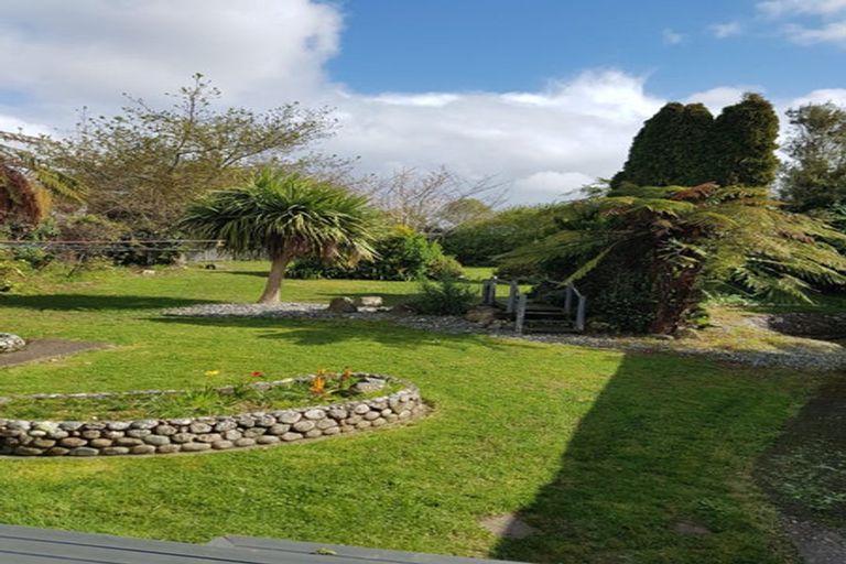 Photo of property in 150 Queen Street, Westport, 7825