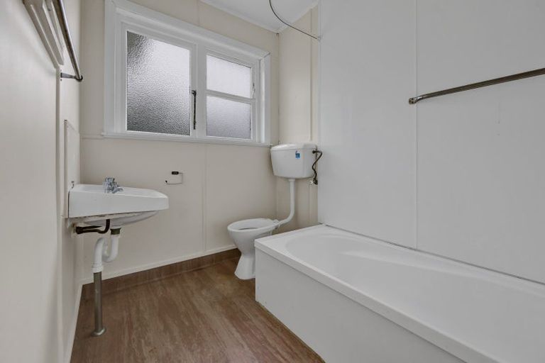 Photo of property in 51-53 Wrantage Street, Westown, New Plymouth, 4310