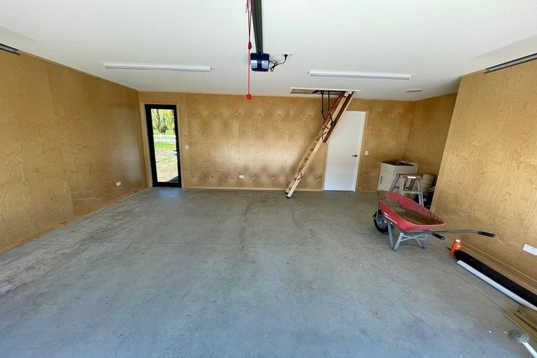 Photo of property in 4 Applewood Place, Wanaka, 9382