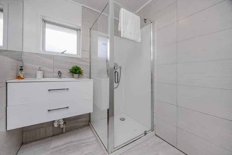 Photo of property in 4/3 Corin Avenue, Manurewa, Auckland, 2102