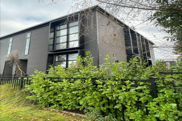 Photo of property in 6/27 Gracefield Avenue, Christchurch Central, Christchurch, 8013