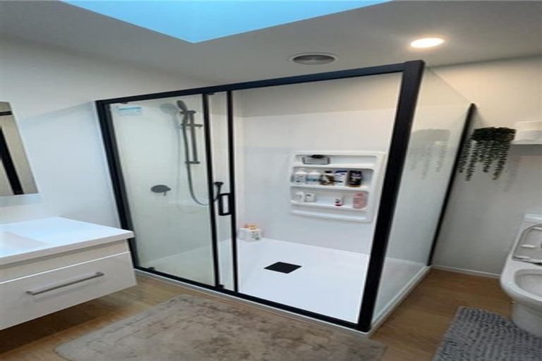 Photo of property in 5/20 James Laurie Street, Henderson, Auckland, 0612