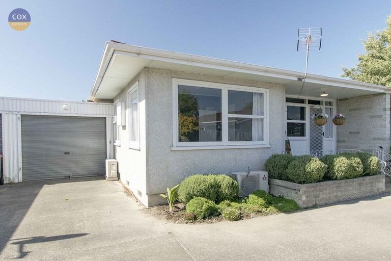 Photo of property in 2/608 Heretaunga Street East, Parkvale, Hastings, 4122