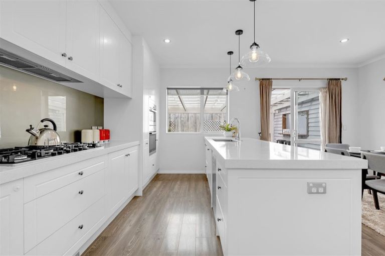 Photo of property in 20 Moville Drive, Flat Bush, Auckland, 2019