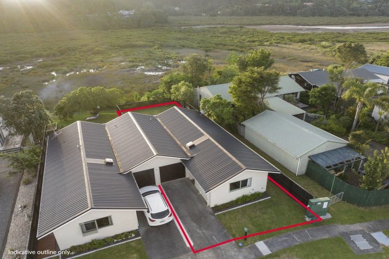Photo of property in 136b Sharyn Place, Whangamata, 3620