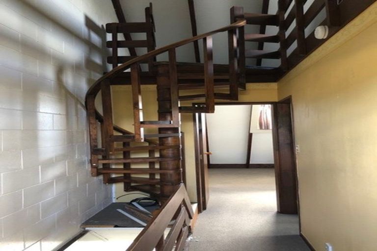 Photo of property in 4/31 Mana Avenue, Titahi Bay, Porirua, 5022