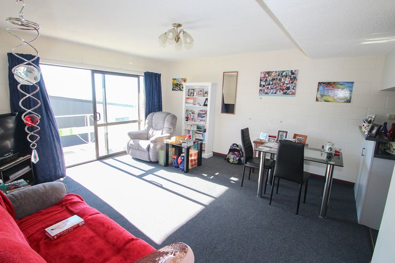 Photo of property in 33g Wharfe Street, South Hill, Oamaru, 9400