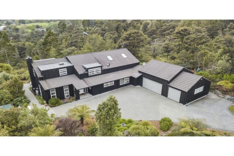 Photo of property in 14 Creek Street, Sandspit, Warkworth, 0982